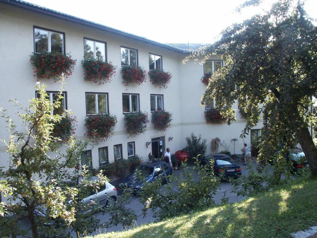 St. Oswalderhof Bed & Breakfast เพิร์ทชาค อัม เวิร์ทเทอร์ซี ภายนอก รูปภาพ