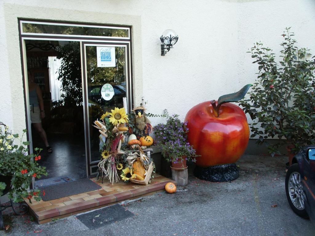 St. Oswalderhof Bed & Breakfast เพิร์ทชาค อัม เวิร์ทเทอร์ซี ภายนอก รูปภาพ